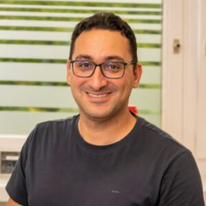 الدكتور سفيان عبدالهادي – طبيب رعاية أطفال شاملة في قلب هامبورغ Harburg