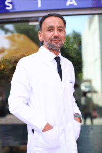 د. Mehmet Deniz Kurdi – طبيب عربي مختص في الطب العام في كولن Kalk