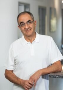 د. سعيد غفور– دكتور مسالك بولية عربي في كولن Porz