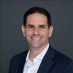 د. غسان فلفل – طبيب أطفال عربي في كولن Zollstock