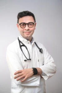 د. أندريه سالمو – طبيب عام عربي متميز في إيسن Stadtmitte