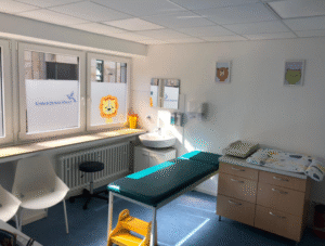 د. عبد الرحمن علّوش – دكتور أطفال عربي في إيسن Kray