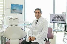 د. عبدو حلوم – دكتور أسنان عربي في فرانكفورت Innenstadt