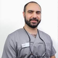 الدكتور محمود حجي خليل – دكتور أسنان عربي في دوسلدورف
