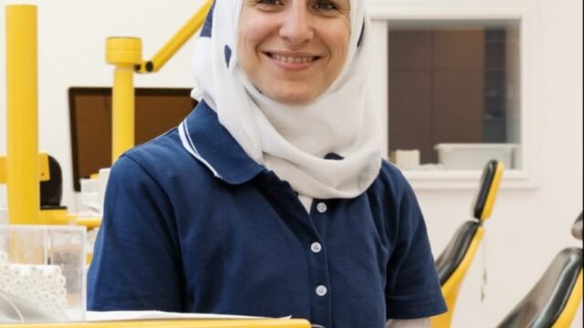 الدكتورة نادين محجوب – دكتورة تقويم أسنان عربية في برلين