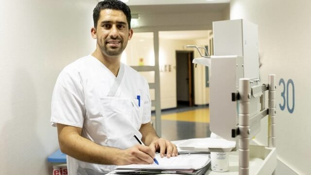 د. منير بن عبدالله – أفضل دكتور أسنان عربي في برلين Neukölln