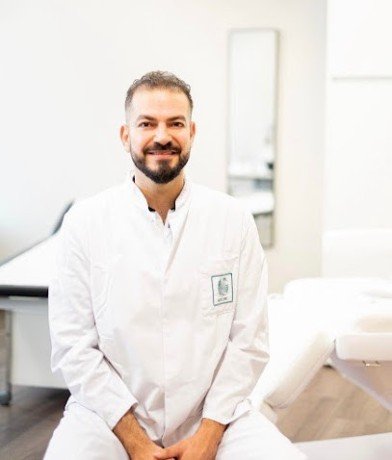 الدكتور عبدالله البردي – طبيب جلدية عربي في برلين Marzahn-Hellersdorf