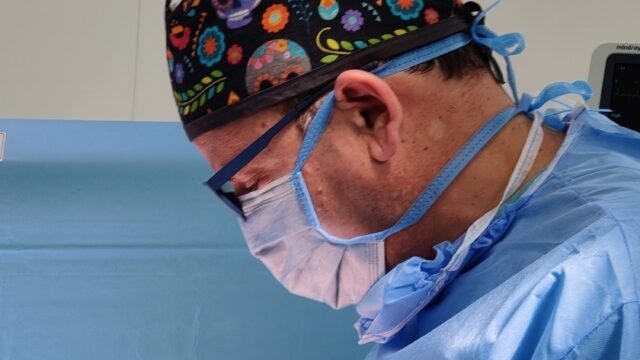 الدكتور إلياس سالم – دكتور جراحة عربي في هامبورغ Tonndorf