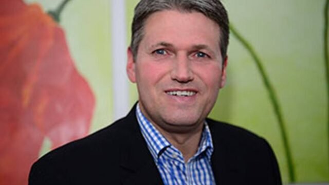 الدكتور سومر الحسني – أخصائي العظام والإصابات العضلية في منطقة Jesteburg