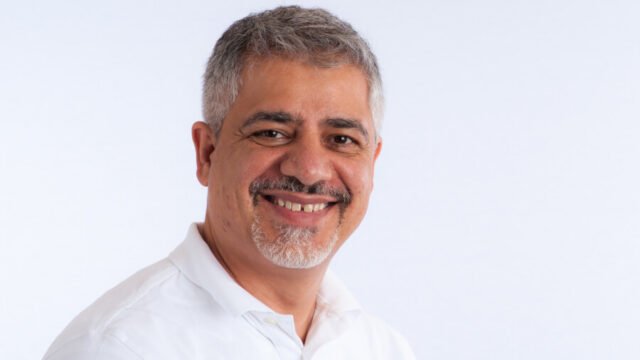 الدكتور محمود سادات – دكتور عيون عربي في هامبورغ حي Hohenfelde