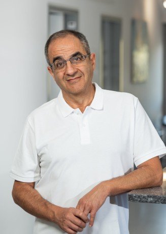 د. سعيد غفور– دكتور مسالك بولية عربي في كولن Porz