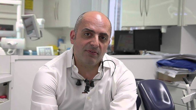 د. شريف عبد الله – طبيب أسنان عربي محترف في هامبورغ Altstadt