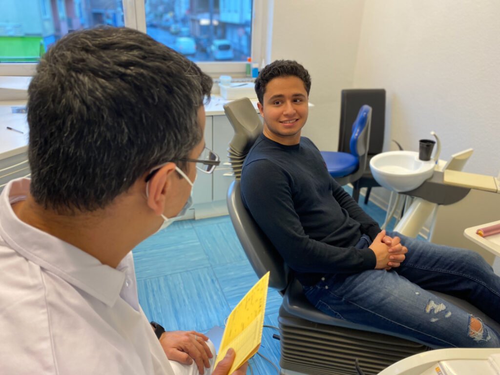 د. طارق النابلسي – دكتور أسنان عربي في كولن Vingst