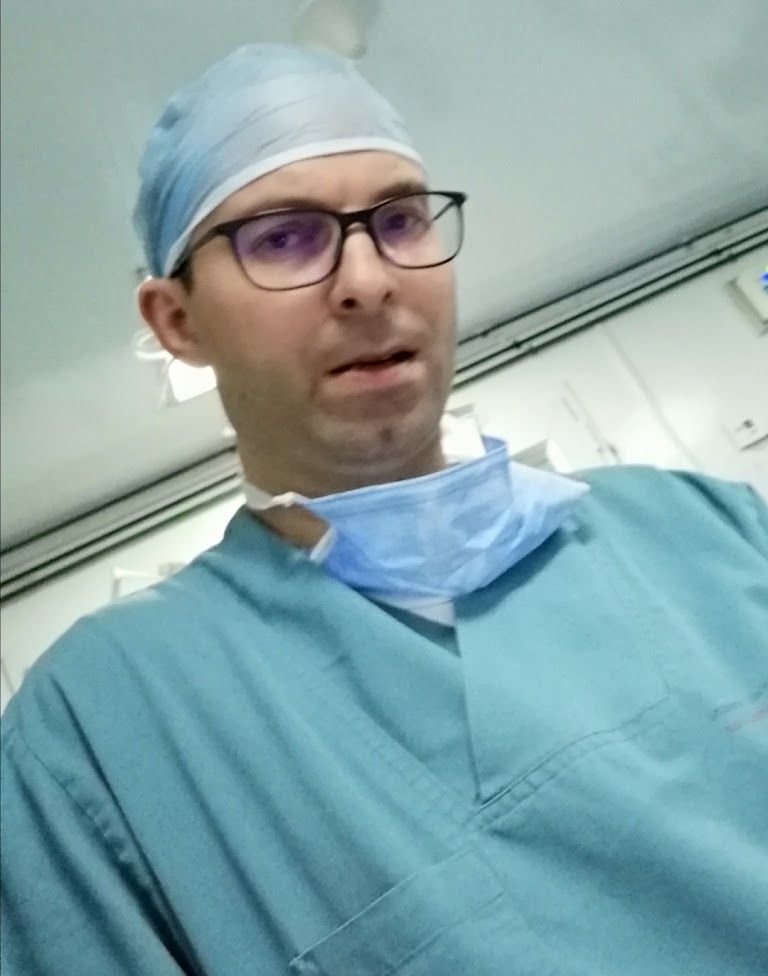 د. عبد الفتاح حيدري – دكتور جراحة أطفال عربي في ميونخ Innenstadt – Altstadt-Lehel