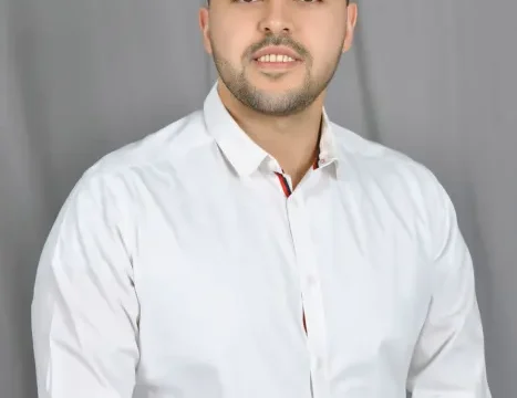 د. أنس بن أحمد – طبيب جلدية عربي في Innenstadt-West قرب إيسن