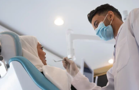 د. إبراهيم حتوت – طبيب أسنان متخصص للأطفال في فرانكفورت Innenstadt