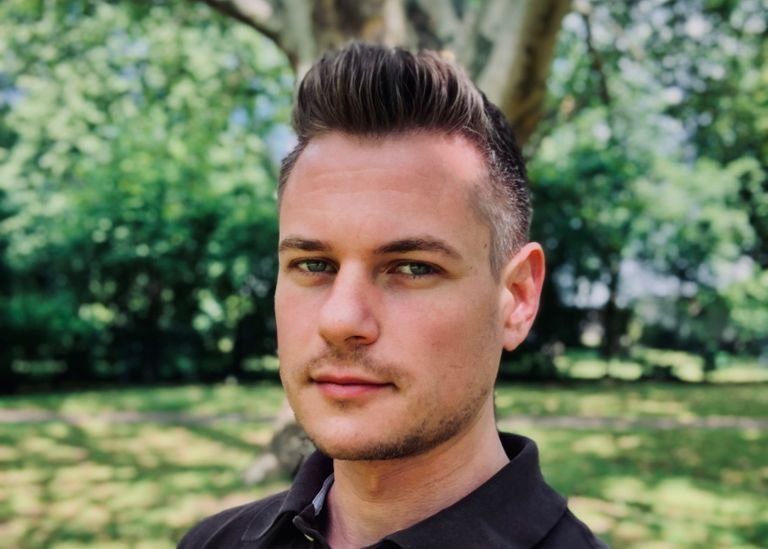 د. طارق الدلاتي - أخصائي نفسي عربي في فرانكفورت Nordend