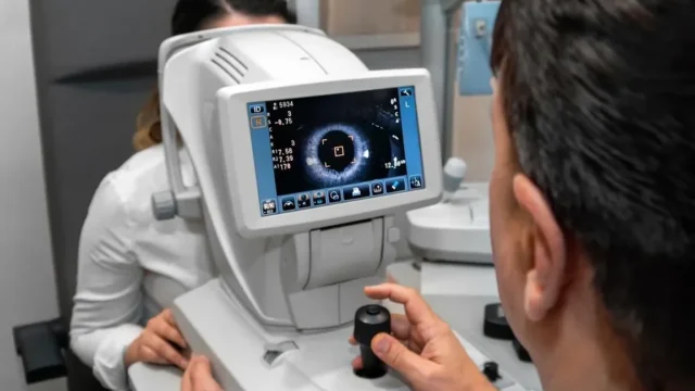 د. محمد الألِدات - طبيب عيون بارز في في إيسن منطقة الرور