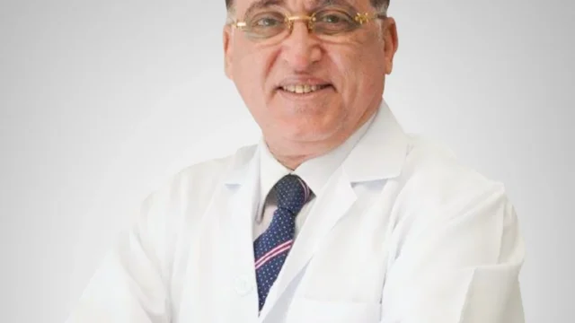 د. نائل فهمي – أفضل دكتور أنف وأذن وحنجرة عربي في إيسن Katernberg