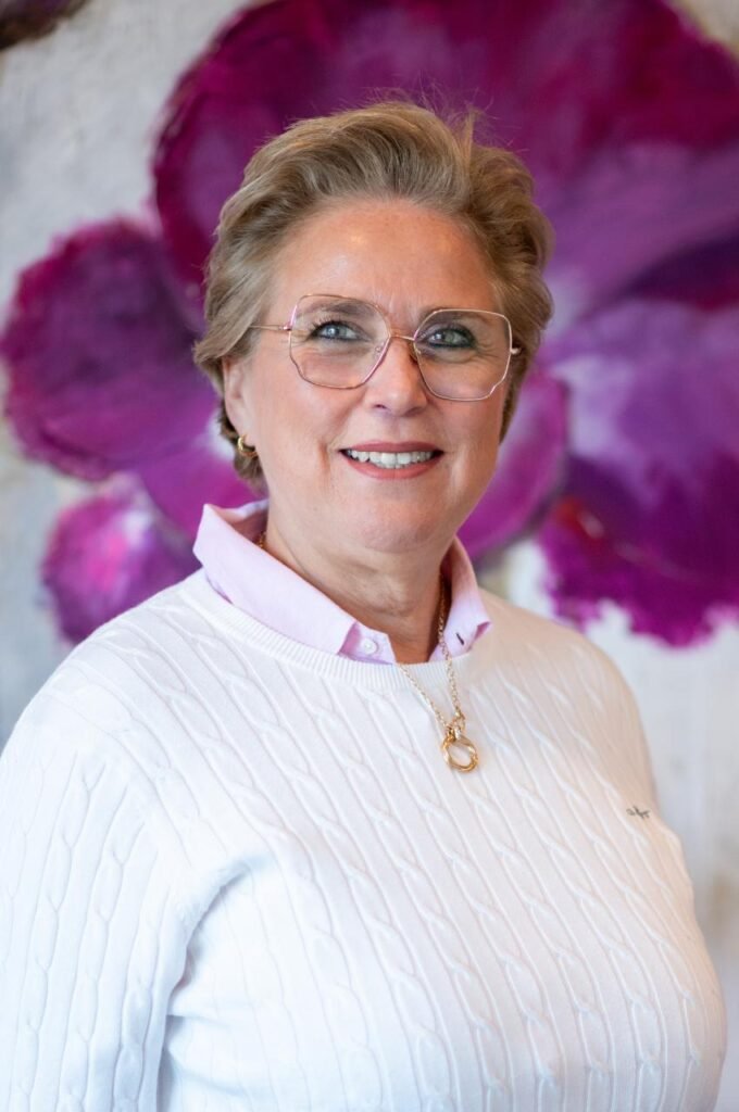 د. إنكا هلال - دكتورة نسائية عربية في دورتموند