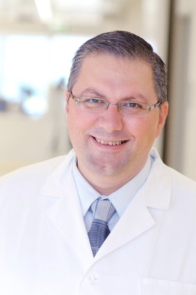 د. محمد الوردي – أخصائي النساء والتوليد وخبير متابعة الحمل في شتوتغارت