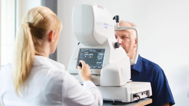 الدكتورة هالة إسماعيل – دكتورة عيون عربية قريبة من دوسلدورف