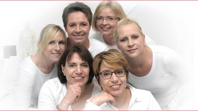 د. أنجا الحفناوي – طبيبة عيون عربية في بوخوم