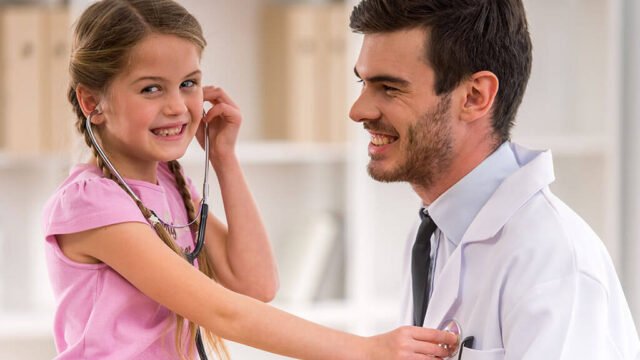 د. جوزيف زكريان – طبيب أطفال عربي في دوسلدورف