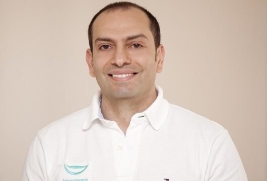 الدكتور هشام خواجة – طبيب أسنان عربي موثوق في دوسلدورف
