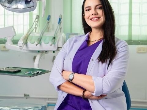 الدكتورة نبية عزيزي – طبيبة أسنان في دوسلدورف